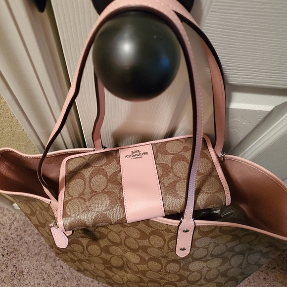 Coach Purse and Matching Wallet - Picture 2 of 5